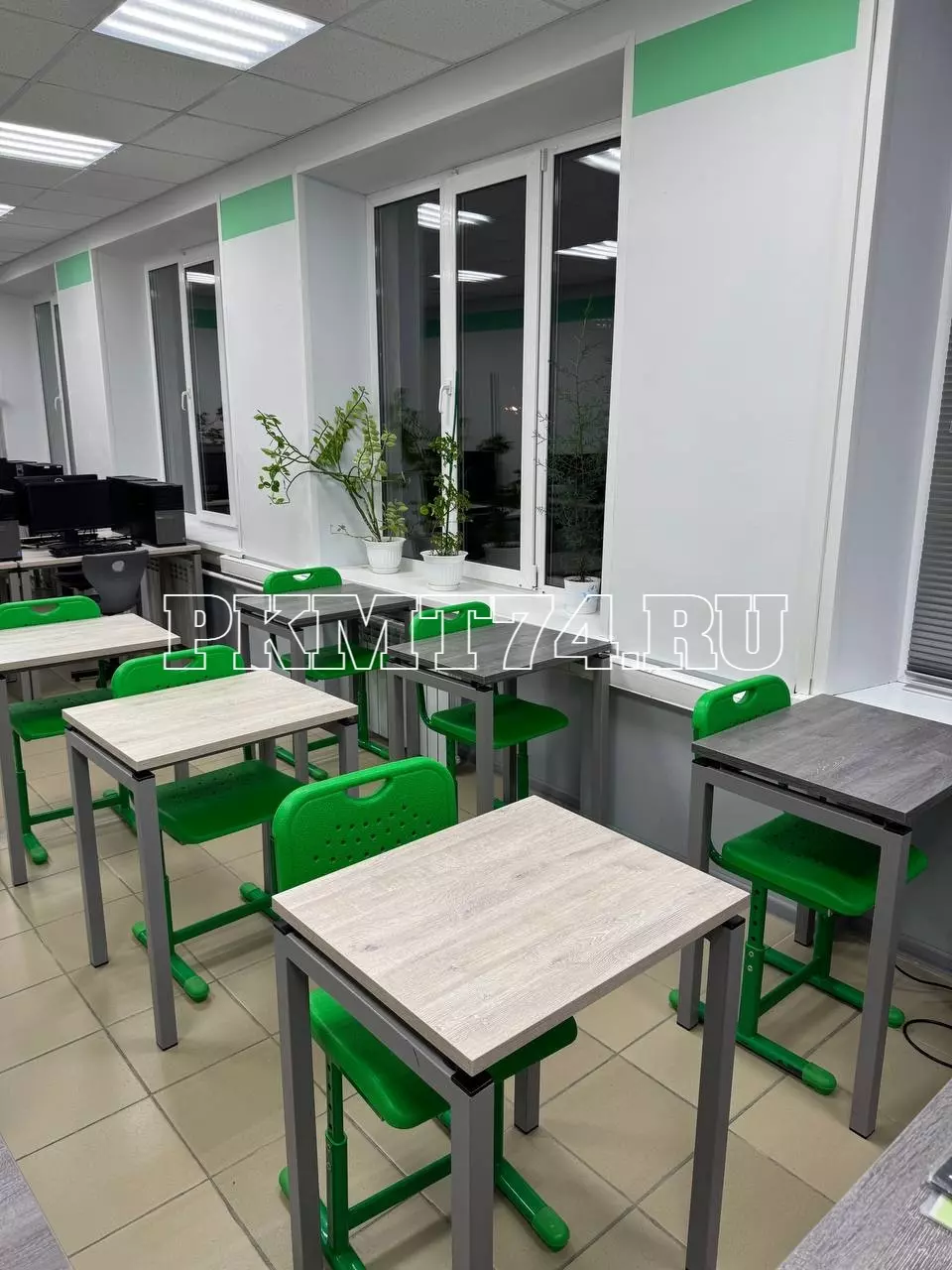 Школьная мебель в Пласте
